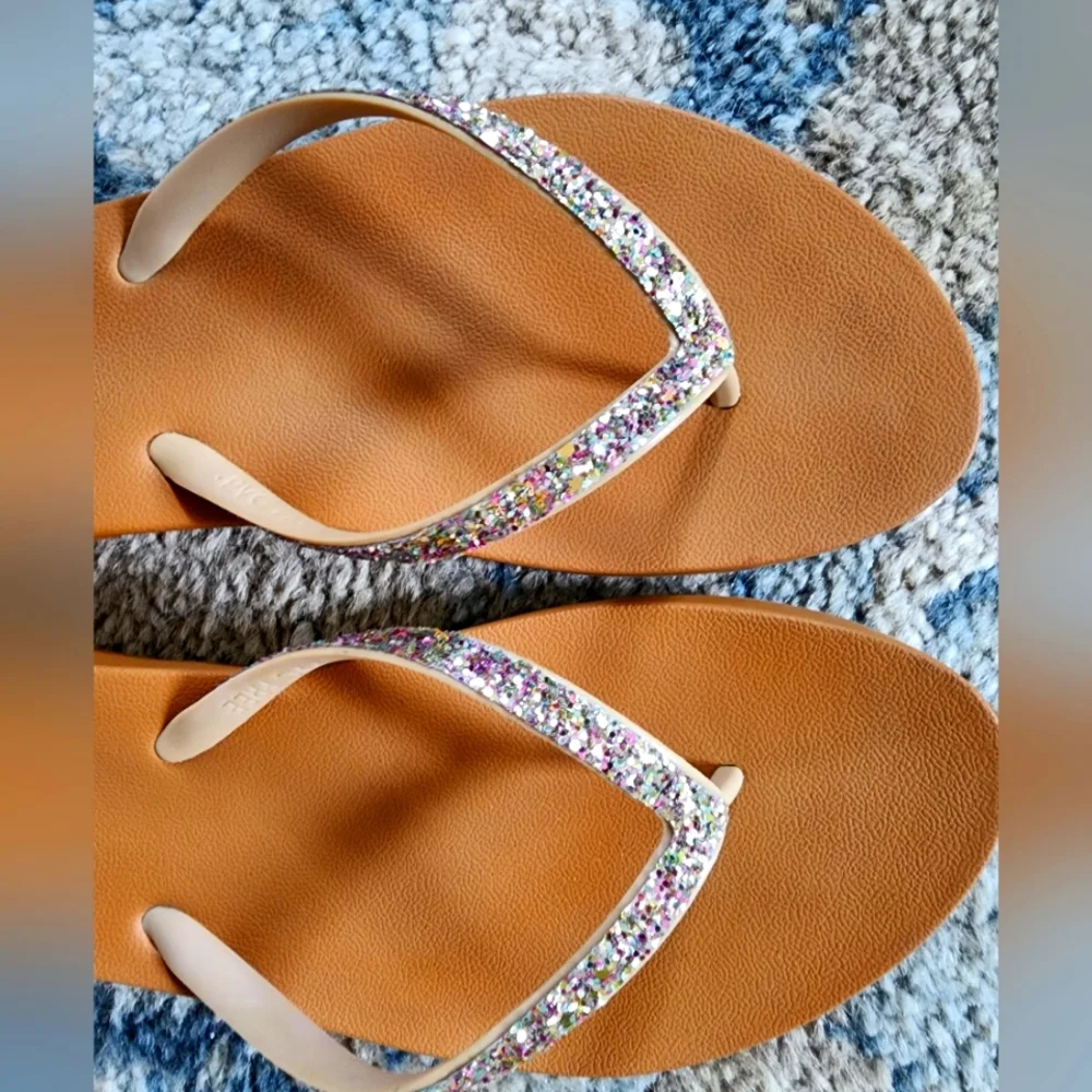 Like New Reef Cushion Bounce Stargazer Sparkle Flip Flops - Picture 2 of 4